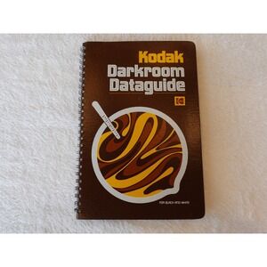 VTG Kodak Darkroom Dataguide 1974 Black‎ & White Manual Guide Photography
